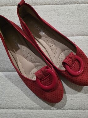 Bari Red Women's  Loafers with Decorative Ring
